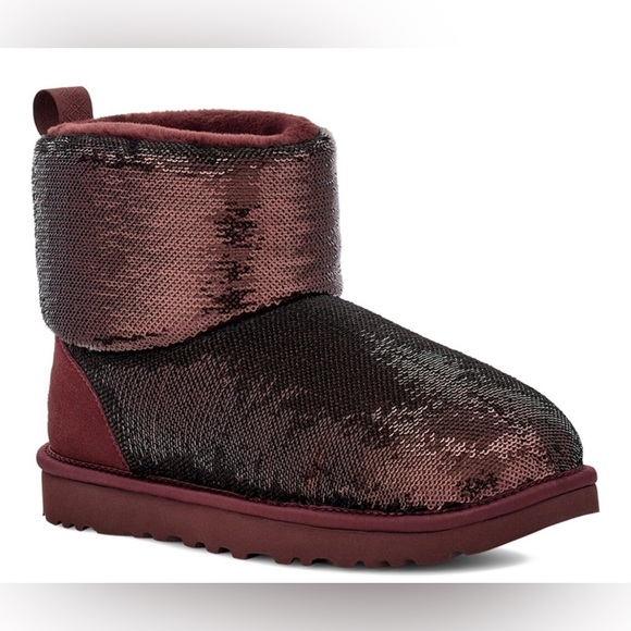 UGG GRAPE CLASSIC MINI MIRROR BALL SEQUIN ANKLE BOOTS, WOMEN US 6 - Picture 1 of 10